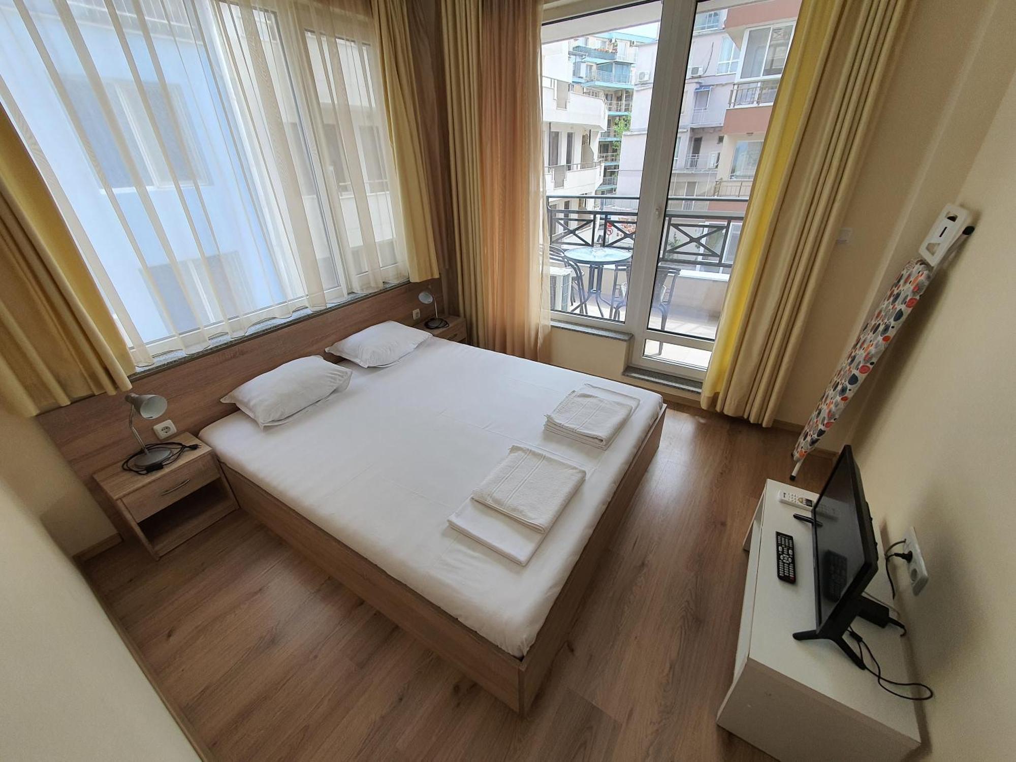Apartmán Таня 10 Pomorie Exteriér fotografie