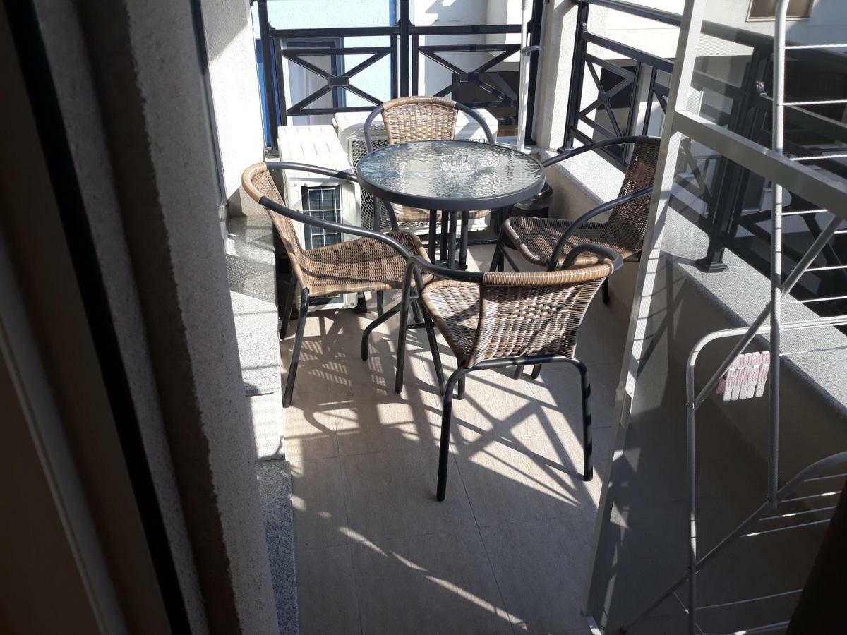 Apartmán Таня 10 Pomorie Exteriér fotografie
